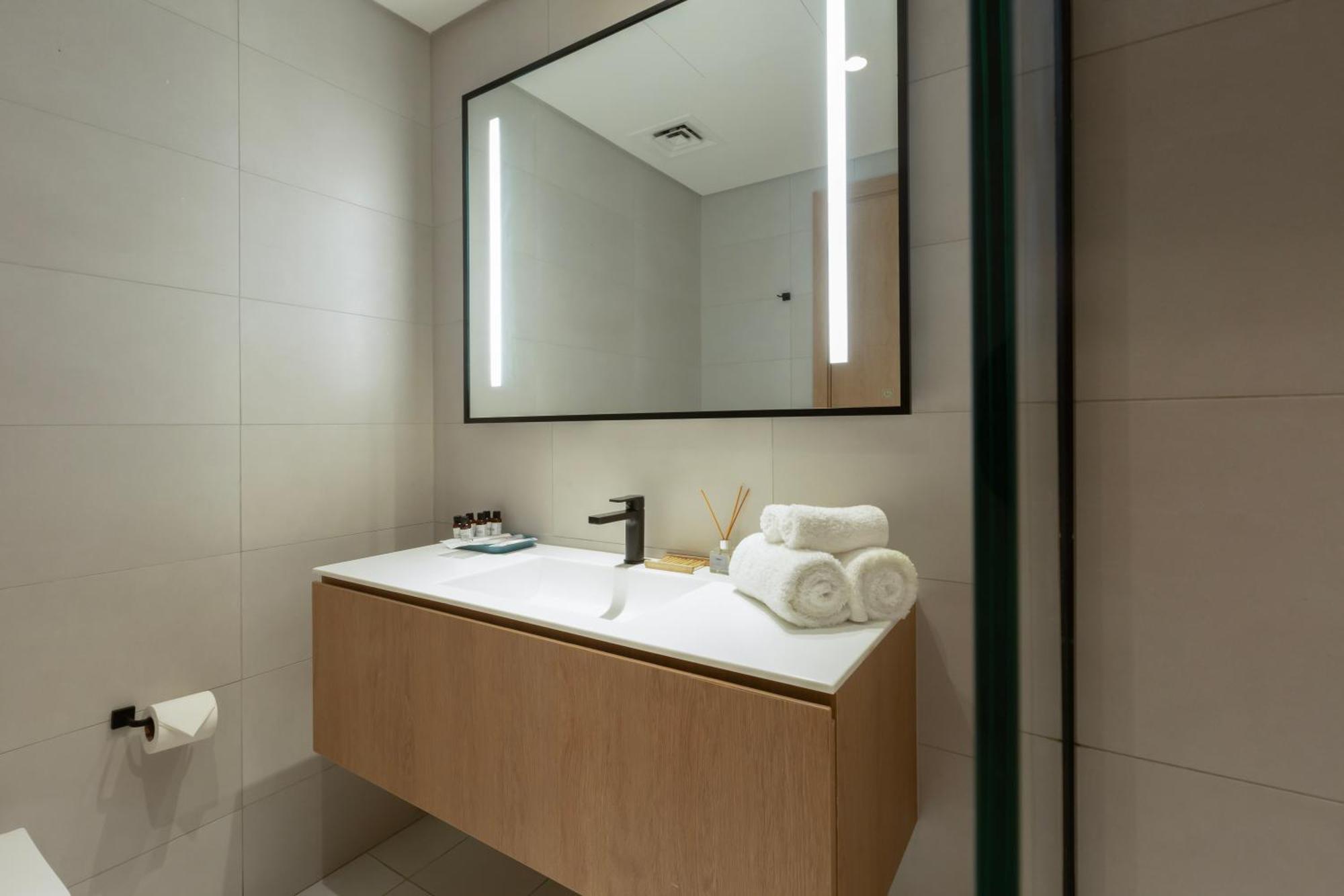 Canal View Luxury