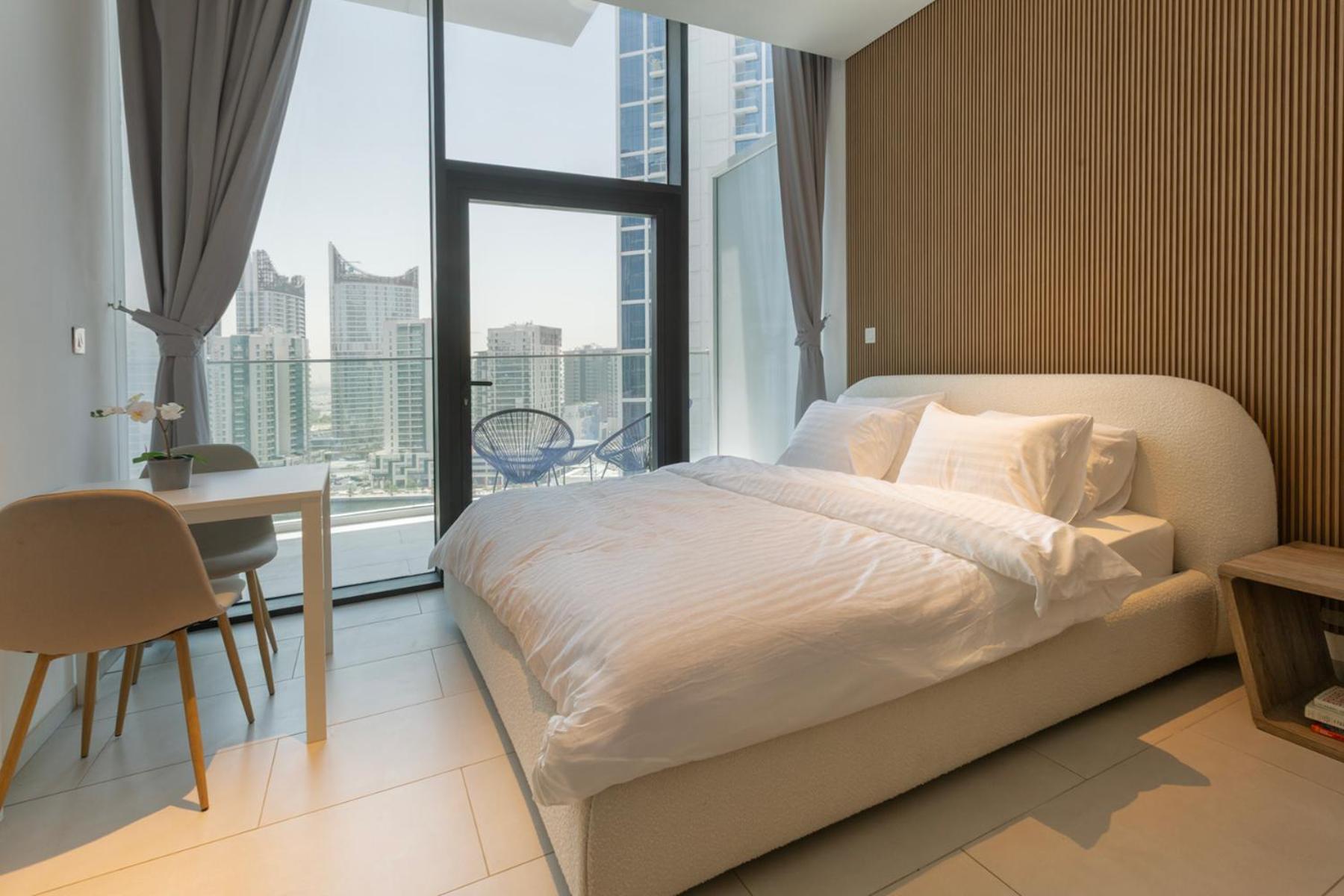 Canal View Luxury Appartement